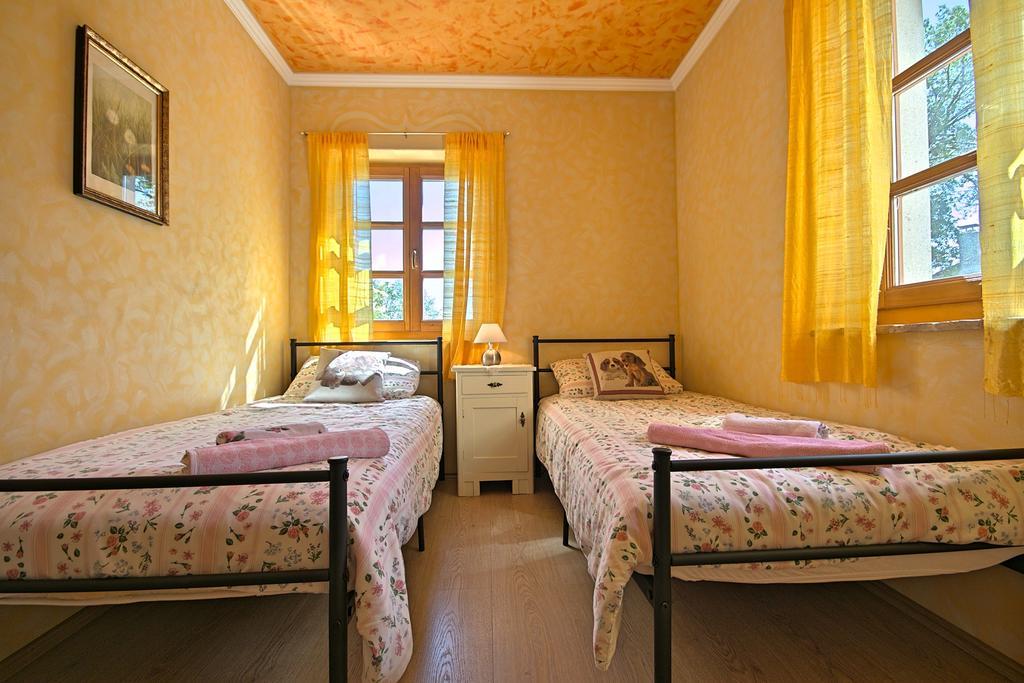 Villa Angela e Giovanni Vižinada Esterno foto