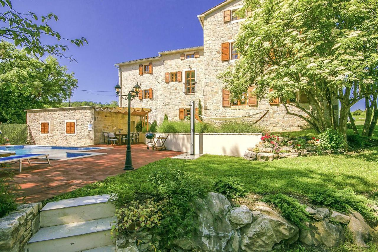 Villa Angela e Giovanni Vižinada Esterno foto