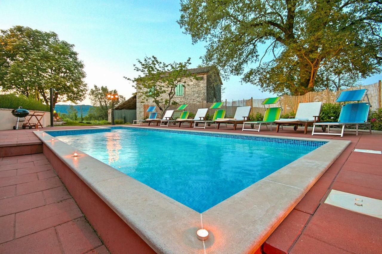 Villa Angela e Giovanni Vižinada Esterno foto